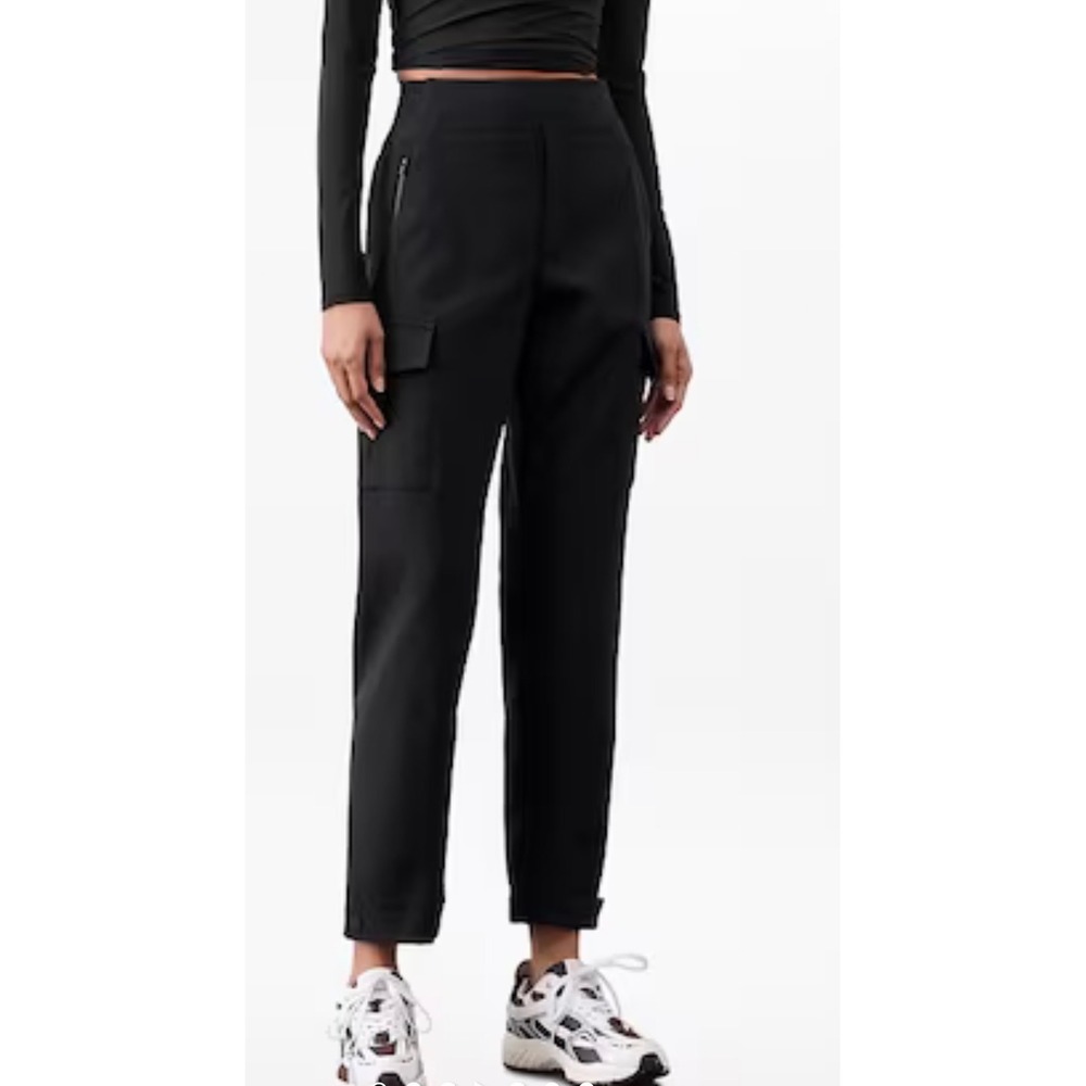 Athleta Black Ankle high rise Cargo Pants‎ Womens Size 8T Straight Leg